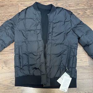 Men’s New About Face Bomber Lululemon , reversible